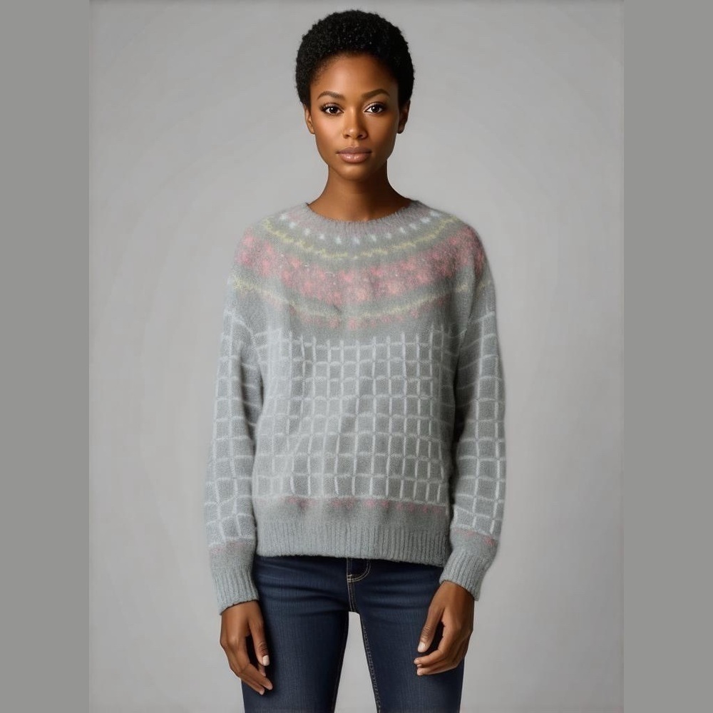 Ashley Sweater Medium Light Blue Embroidered Vintage